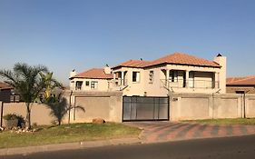 Malu Guest House